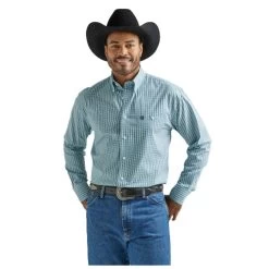 112327804 Wrangler George Strait Men's Long Sleeve Buttondown Shirt - Aqua Plaid