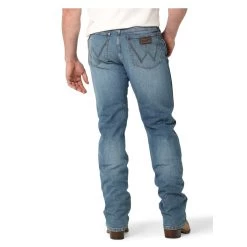 2314609 Wrangler Men's Retro Slim Fit Straight Leg Jean - Payson