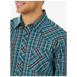 MVG333Q Wrangler Men's Long Sleeve Plaid Western Snap Shirt -Cowboy Shop MVG333Q 2