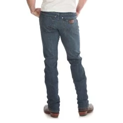 88MWZPD Wrangler Men's Retro® Slim Straight Leg Jean Color: Portland